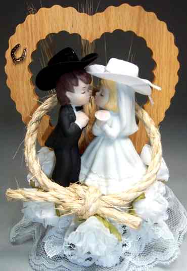 Wedding cake topper symbolising a tied knot